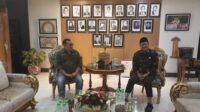 Mentri sosial